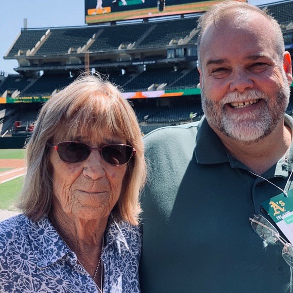 Meet your Posher, Audrey - Picture 4 of 5